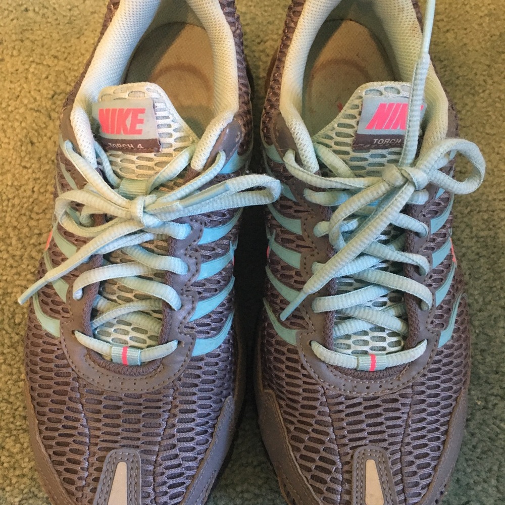 Nike Airs